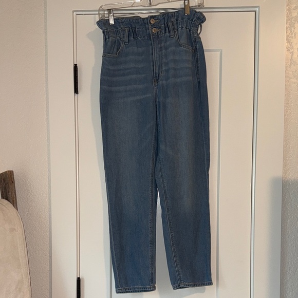American Eagle Outfitters Denim - American Eagle Outfitters High Rise Blue Jeans